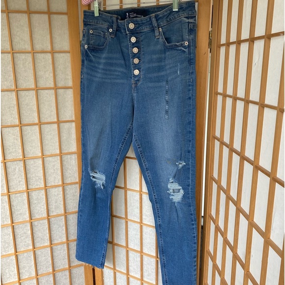 Gap High Rise Distressed Buttoned Jean Legging SZ 12/31 Short NWOT - Picture 2 of 13